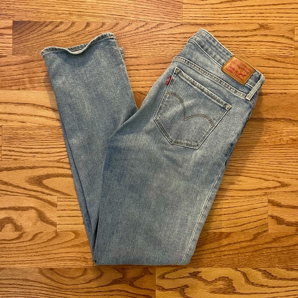 Levi’s 714 Straight Light Wash Jeans Size 30